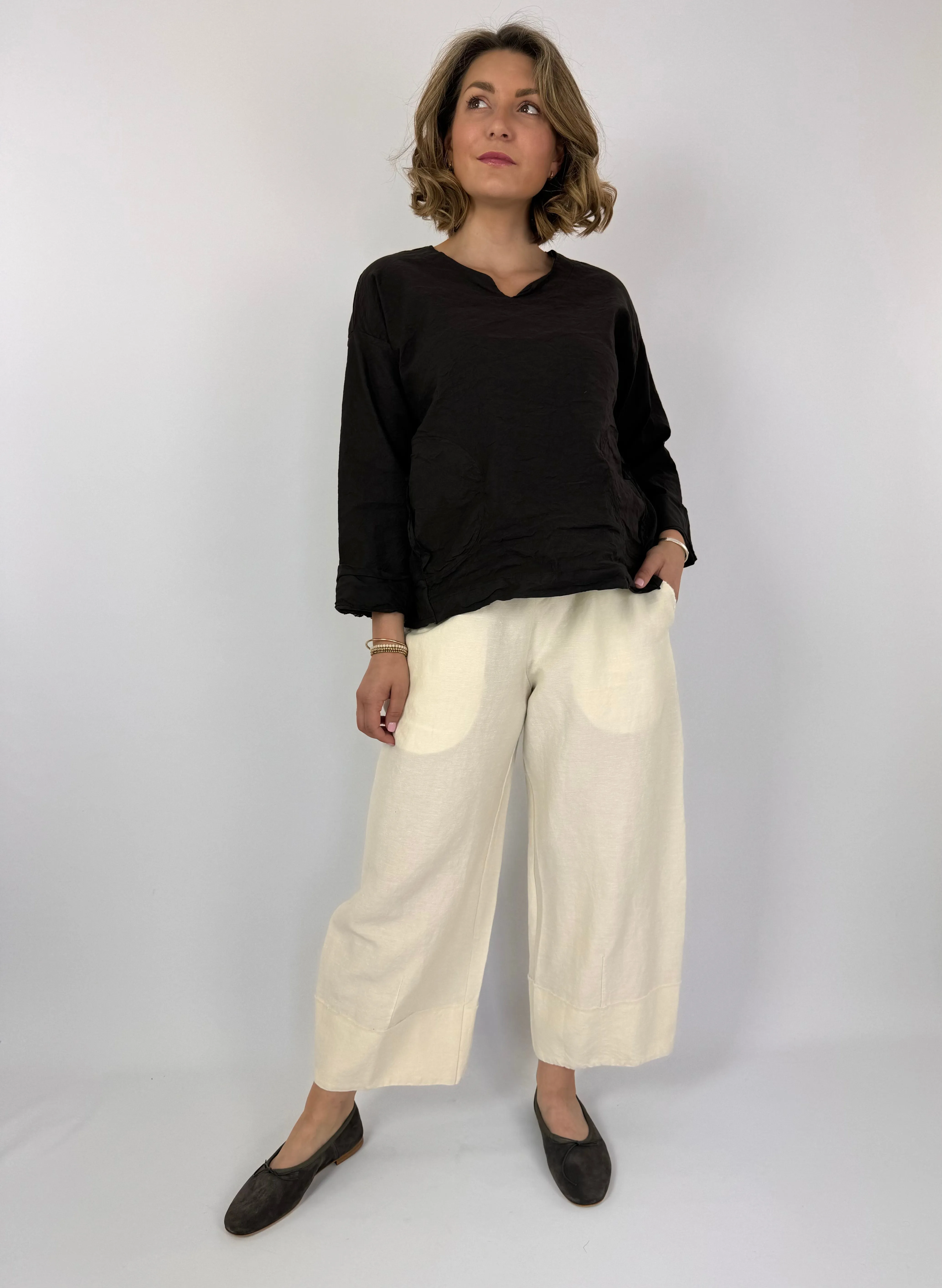 Aequamente 221 Trousers Chalk
