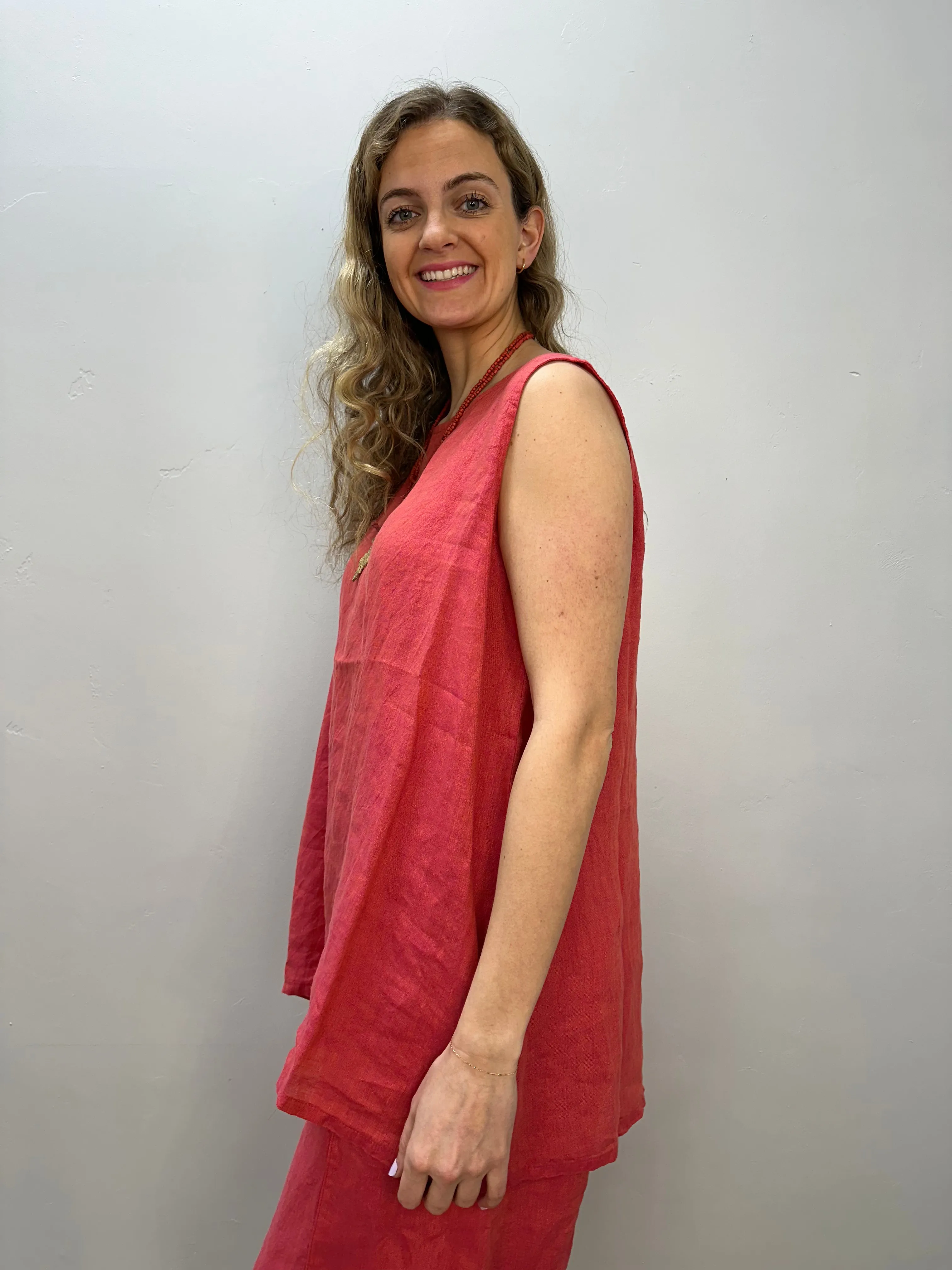Genoa Pira Linen Sleeveless Tank
