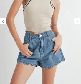 Scalloped Hem Denim Shorts, M. Wash