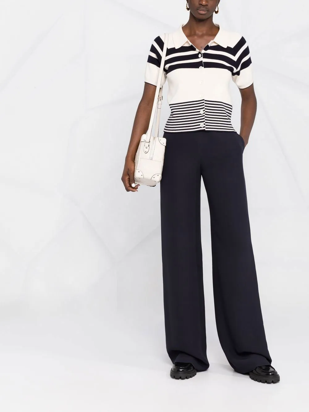 Wide-leg trousers